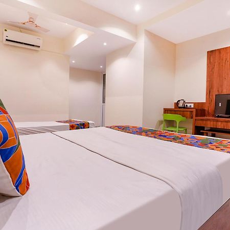 Fabexpress Utsav Residency - Nr Panvel Hotell Jāmb Exteriör bild