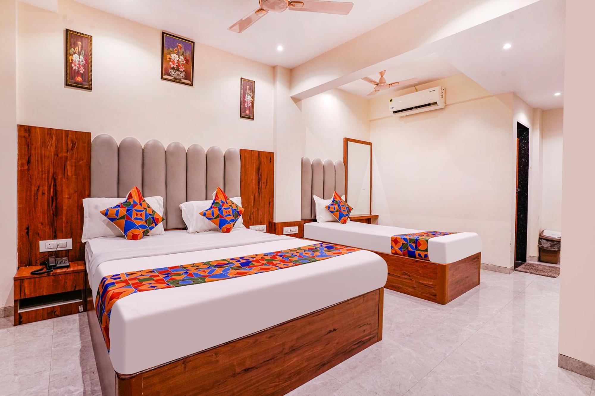 Fabexpress Utsav Residency - Nr Panvel Hotell Jāmb Exteriör bild
