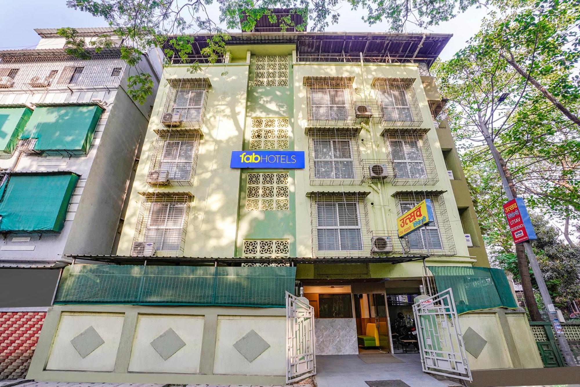 Fabexpress Utsav Residency - Nr Panvel Hotell Jāmb Exteriör bild