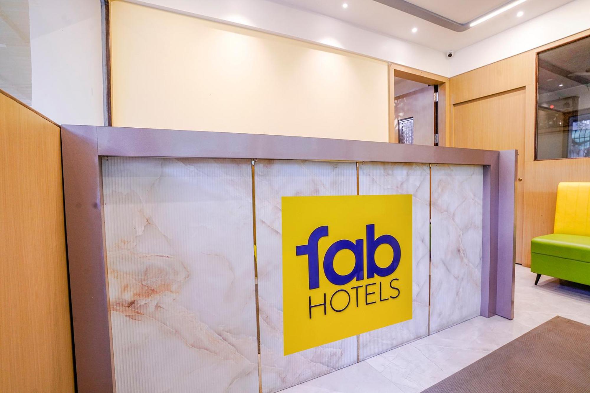 Fabexpress Utsav Residency - Nr Panvel Hotell Jāmb Exteriör bild