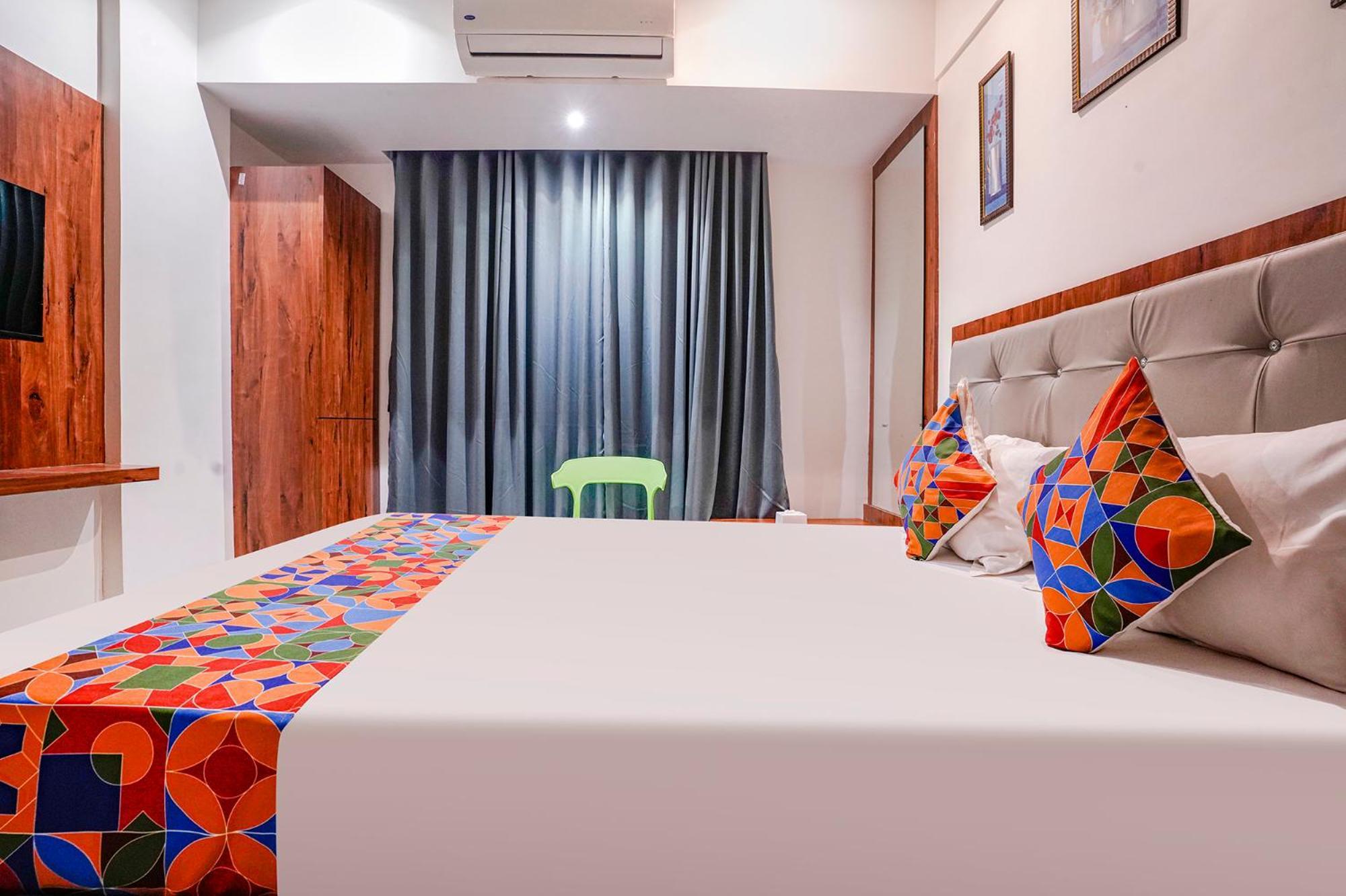 Fabexpress Utsav Residency - Nr Panvel Hotell Jāmb Exteriör bild